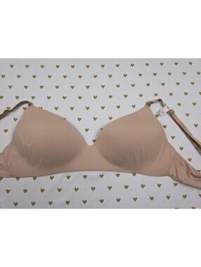 Victorias Secret Beige Wireless NO WIRE NWT NEW T shirt Bra 38C